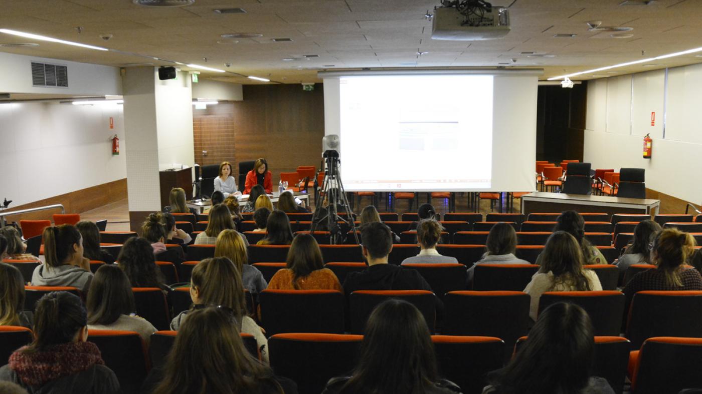 O alumnado de Educación Social achégase ás súas saídas profesionais en diferentes sectores