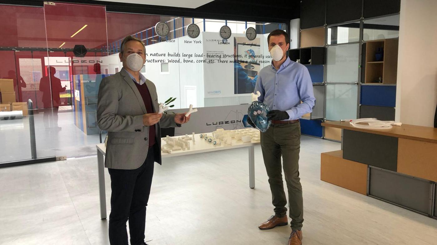 Lupeon desenvolve bifurcadores e trifurcadores para converter máscaras de mergullo en dispositivos de respiración para pacientes con COVID-19 