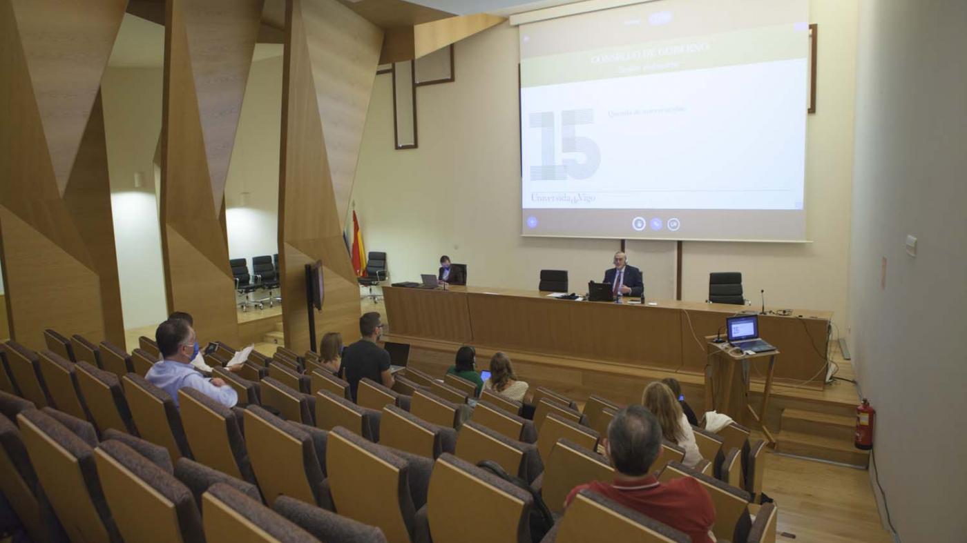 Aumentan case a 20 os graos que o vindeiro curso comezarán impartíndose de xeito presencial na UVigo
