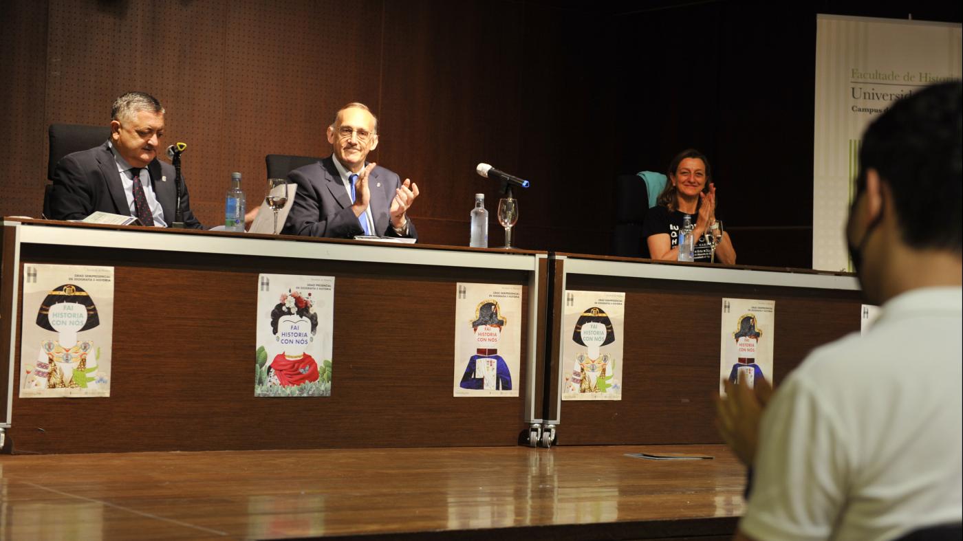 A Olimpíada Galega de Historia entrega os seus premios aos estudantes gañadores