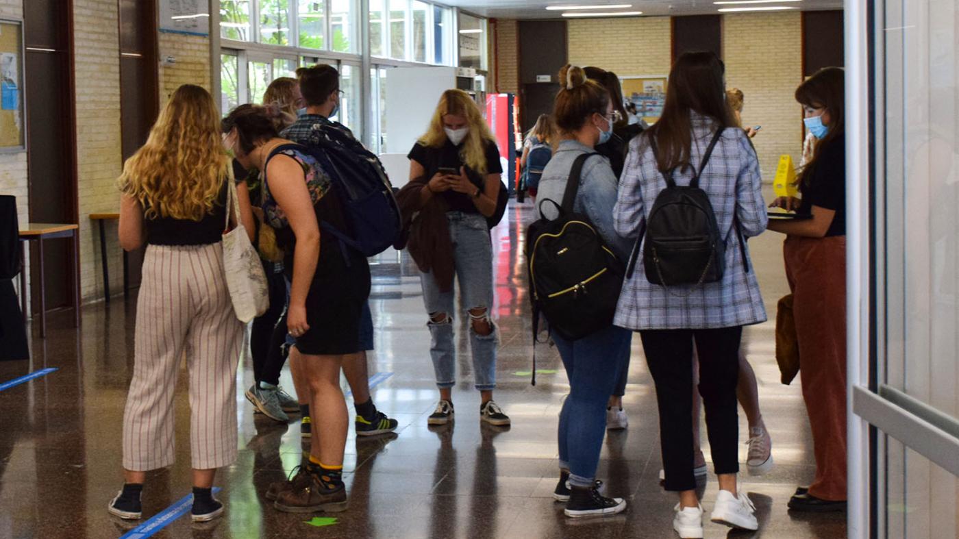 A UVigo roza a “presencialidade total” no inicio do novo curso