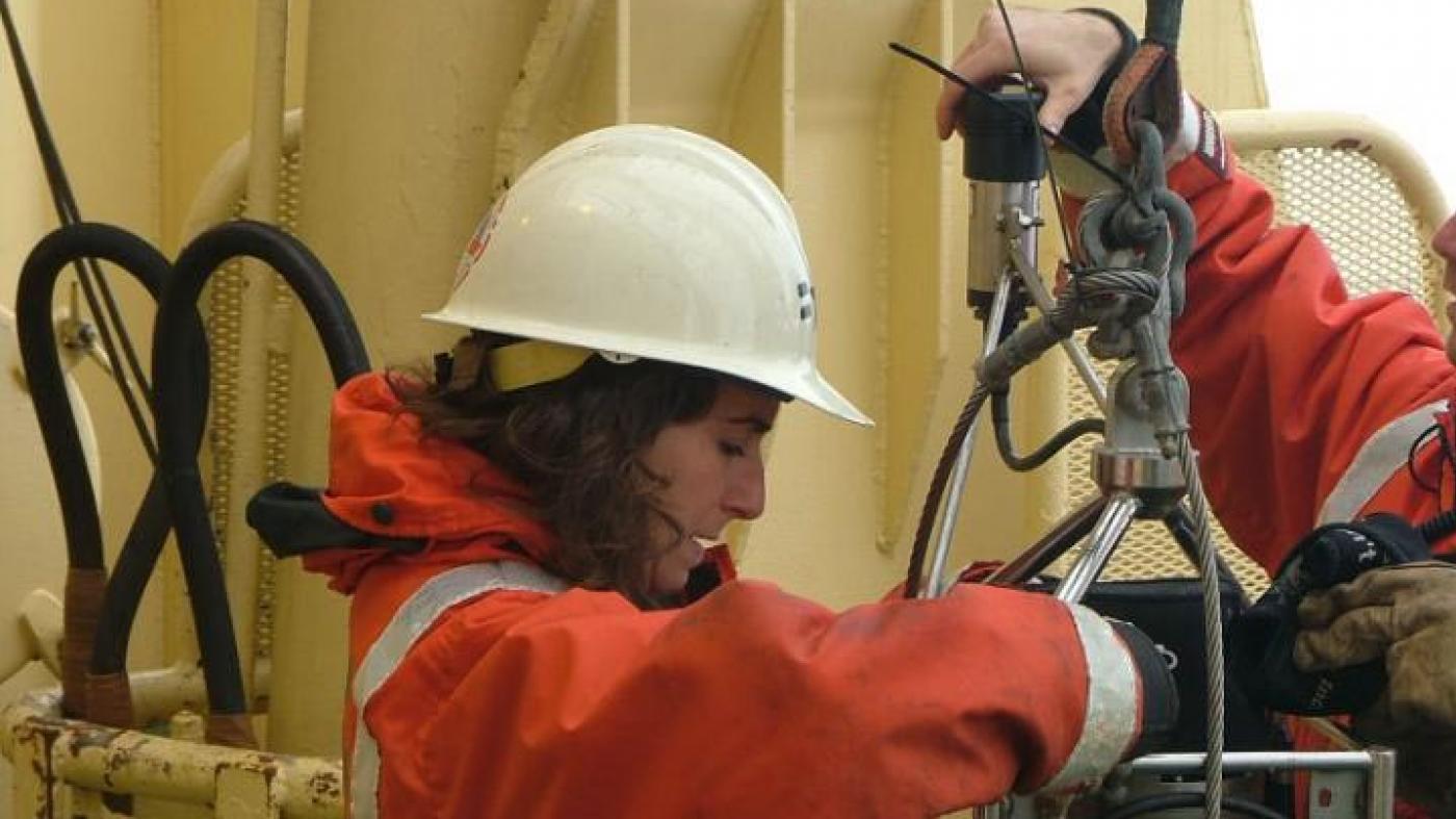 Investigadores da UVigo e do CSIC estudarán no oceáno Austral o impacto dos contaminantes de orixe humana na Antártida 