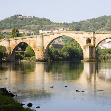 Ourense, líder en presión fiscal por habitante 
