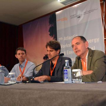 Xavier Labandeira, primeiro pola dereita e Carlos de Miguel, primeiro pola esquerda na 7ª edición do workshop 