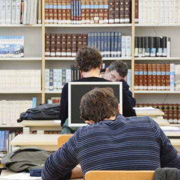 As Bolsas Ourense Exterior buscan cinco residentes no estranxeiro interesados en facer estudos de mestrado no campus 