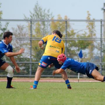 O Kaleido Universidade de Vigo estréase con derrota co derbi galego