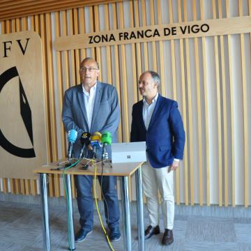 Reigosa e Regades durante a súa intervención ante os medios