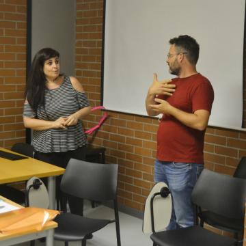 20 estudantes inícianse no campus na lingua de signos