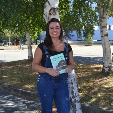 Unha alumna de Belas Artes estreará no Festival Kerouac Vigo o seu primeiro libro de poemas