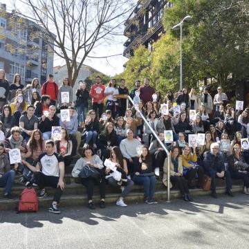 A imaxe e as palabras de Rosalía de Castro percorren o campus