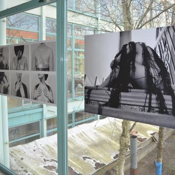 O alumnado de Belas Artes reflexiona sobre os roles de xénero a través de 19 fotografías