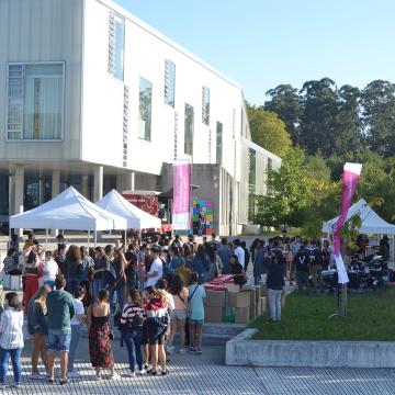 Información e diversión no primeiro contacto coa Universidade