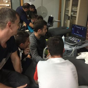 Fisioterapia acolle un curso de iniciación no manexo do ecógrafo 