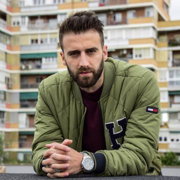 O rapeiro Juancho Marqués será o encargado de subir o pano da programación 