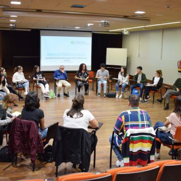 Un obradoiro forma a profesionais e futuros profesionais na aplicación da xustiza terapéutica
