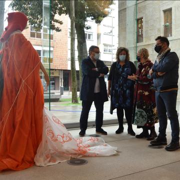 Volumes desafiantes converten o Museo de Pontevedra no escaparate de Debut