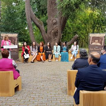 Os Premios Sofía Novoa recoñecen a integración da perspectiva de xénero nos traballos de cinco egresadas