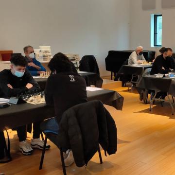 Tres derrotas para os equipos de xadrez do campus
