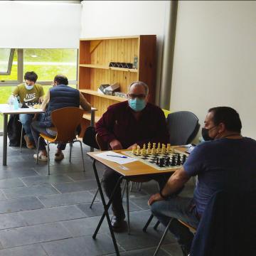 Dúas vitorias e unha derrota para os equipos de xadrez do campus 