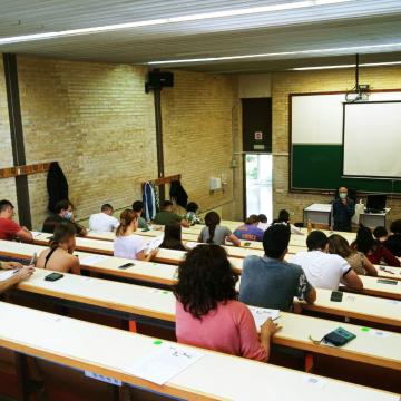 Unha década e case 4000 persoas examinadas de inglés CertAcles na UVigo 
