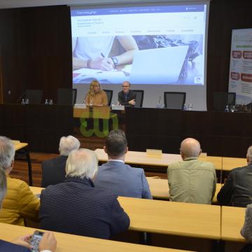 Un seminario afonda en casos de éxito de cidades termais 