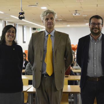 Alumnado de Relacións Internacionais e Historia achégase ao panorama xeopolítico que se albisca para 2023 