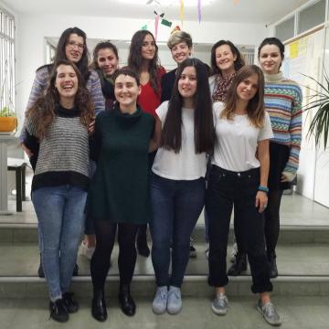 Durante tres meses doce persoas realizaron prácticas en Lisboa e Brecia. Imaxe do grupo de Lisboa